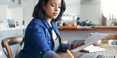 Thuis geld besparen: 10 eenvoudige bespaartips en budgettips