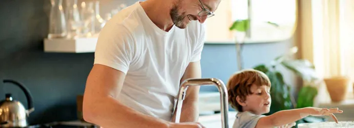 9 tips om veilig een frituurpan schoon te maken