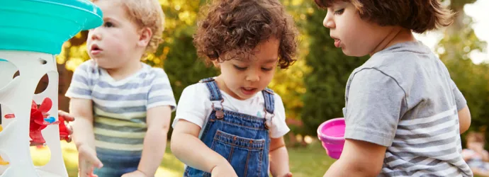 Spelen met water: 5 waterspelletjes voor kinderen