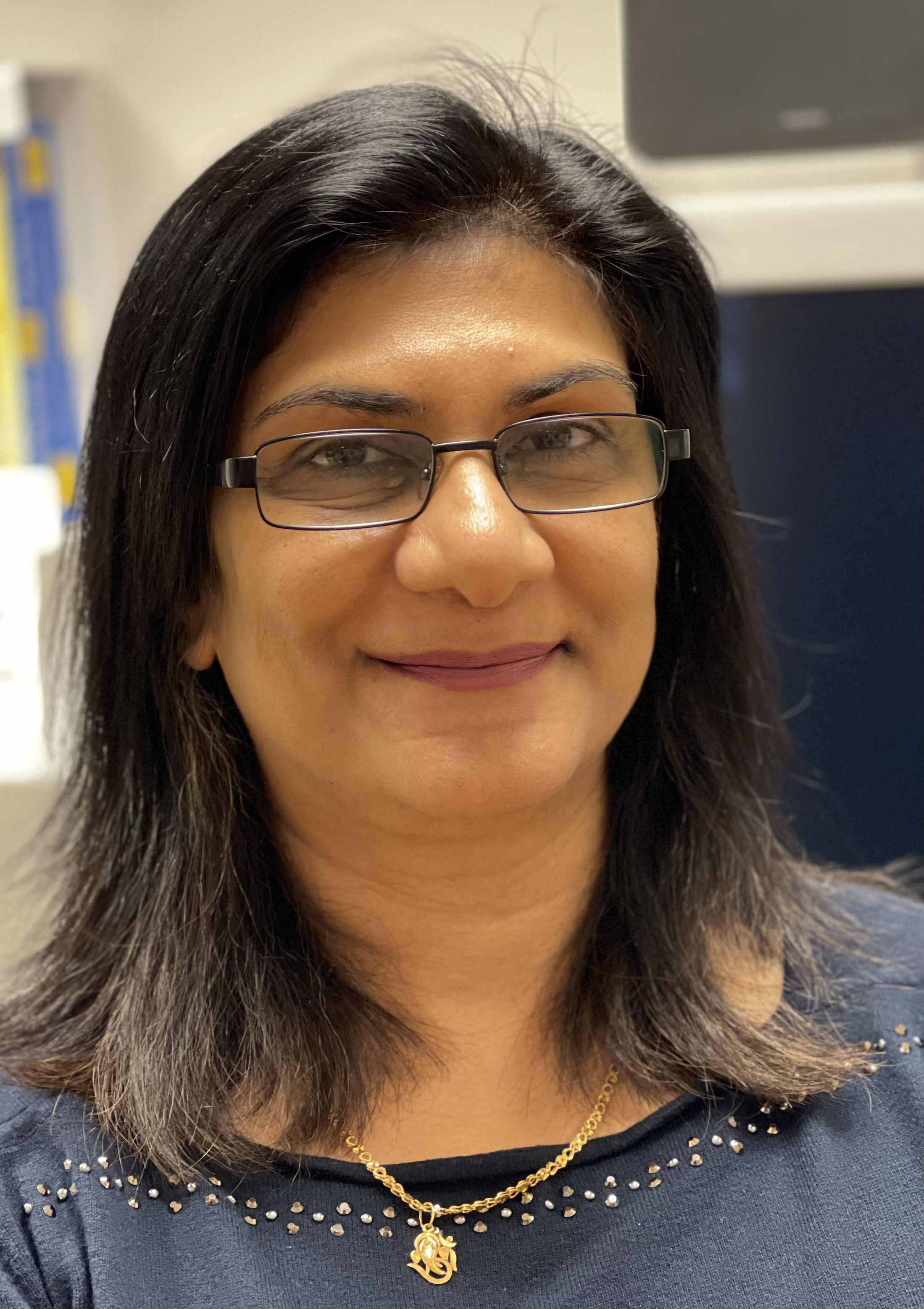 Dr Leena Sinha, Gastro-enterologist